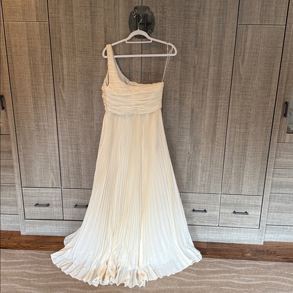 By Anthropologie Forever That Girl One-Shoulder Pleated‎ Dress - Picture 4 of 17